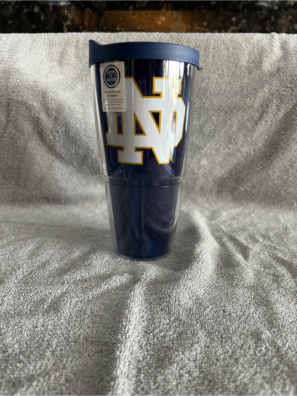 Notre Dame Navy Tumbler with Gold-Trimmed White Logo